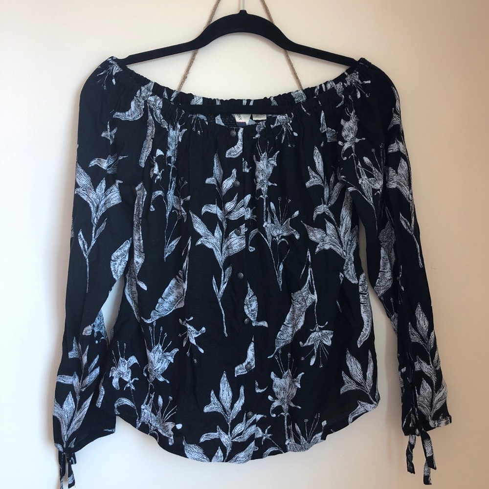 🌊 Shoulder Top 🌊